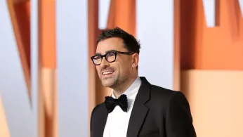Dan Levy’s “Big Mistakes” Begins Filming: Netflix’s New Queer-Led Crime Comedy Sets High Expectations
