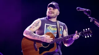 Zach Bryan Criticizes ICE in New Song, Reiterates Stance After White House Response